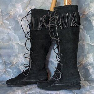 Minnetonka 1429 Women's Front Lace Knee High Moccassin Boots